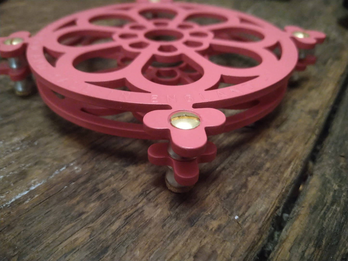 Engineered Coaster Trivet magenta