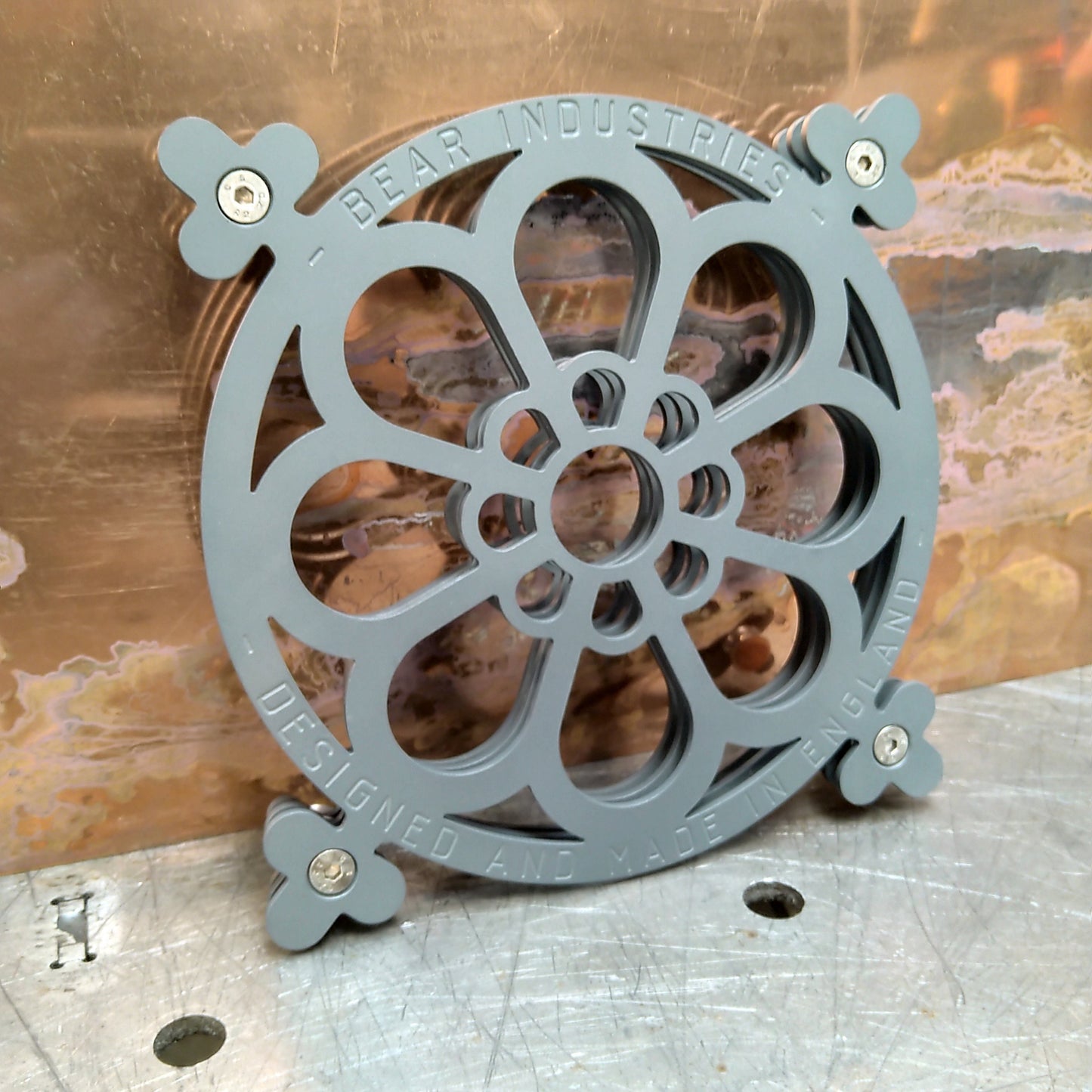 Engineered Trivet Plant Stand Hot Plate